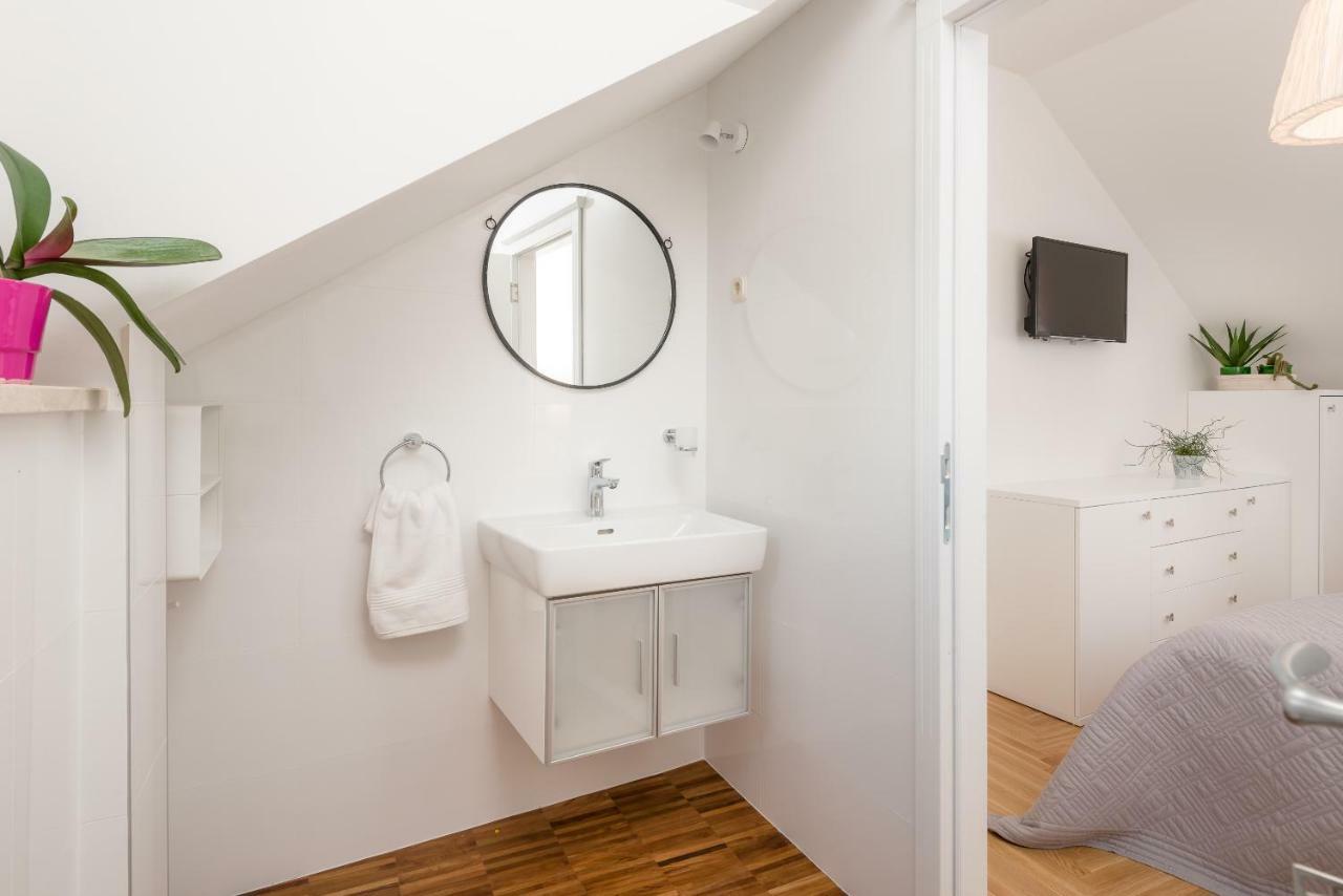 Villa Lipa Dora Murvica  Ngoại thất bức ảnh